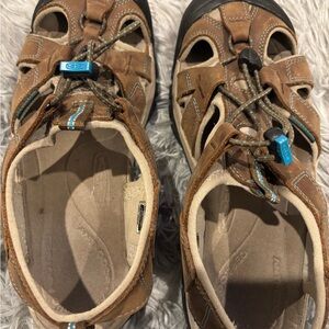 Keen Brown Leather Sandals with Blue Accents used good conditions